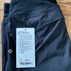 Lululemon, Run Times short II size 4,